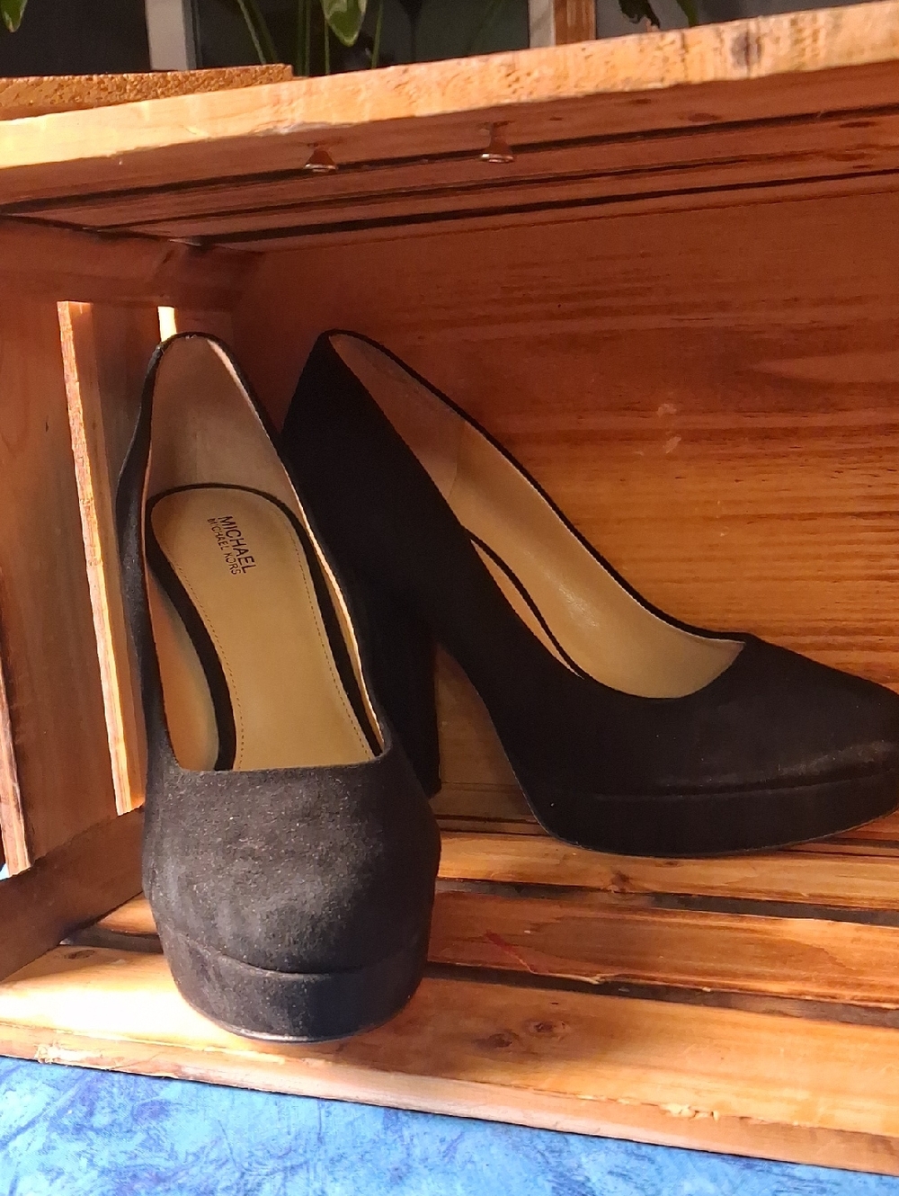 Michael Kors Black Suede 4" Platform Round-Toe Pumps, 10M